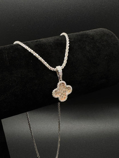 Helen Moissanite Clover Necklace